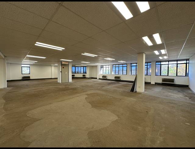 815M² OFFICE TO LET IN SANDTON CENTRAL